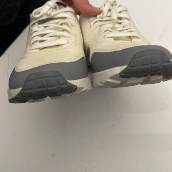 NIKE AIR MAX RUNNING SNEAKERS WOMENS SIZE 9 - Picture 9 of 16